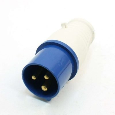 240V 32A Male to 240V 13A Socket