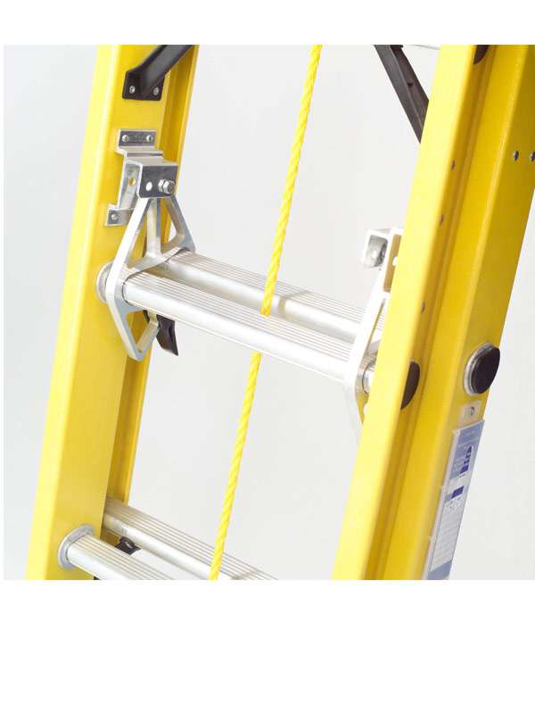 3 Section 4.5m Extension Ladder Rope Operated