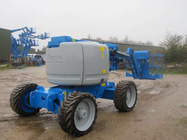 Genie Z45/25J RT Articulated Boom (WH 16.05m)