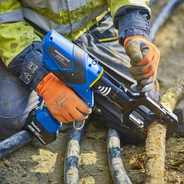 Cable Cutting Tool Hire