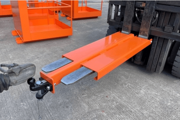 Fork Mounted Push Hitch Attachment